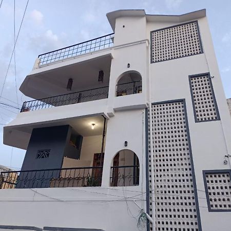 Cathe'S Town House Hotell Pondicherry Eksteriør bilde
